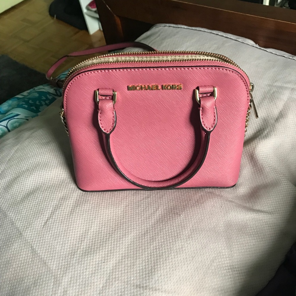 Micheal Kors bag